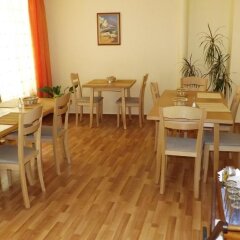 Отель Семейный Отель Палитра Болгария, Варна - отзывы, цены и фото номеров - забронировать отель Семейный Отель Палитра онлайн питание