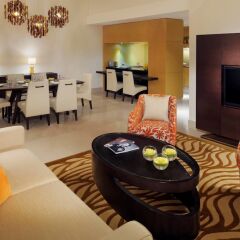Отель Marriott Executive Apts Al Jaddaf Дубай спа фото 2