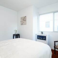Отель Location! Classic House in Heart of Vancouver Канада, Ванкувер - отзывы, цены и фото номеров - забронировать отель Location! Classic House in Heart of Vancouver онлайн