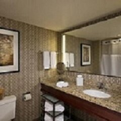 Отель Eaglewood Resort & Spa ванная фото 2