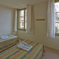 Отель Apartamentos Montserrat Abat Marcet фото 4