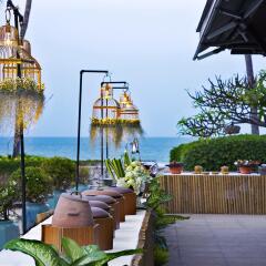 Отель Chiva-Som Resort пляж
