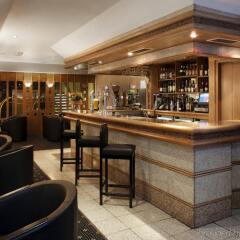 Отель Holiday Inn London Oxford Circus гостиничный бар