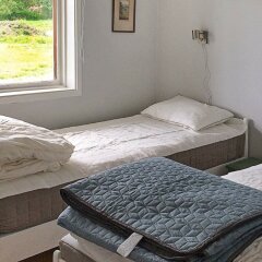 Отель 4 Star Holiday Home in Ljungskile Швеция, Юнгшиле - отзывы, цены и фото номеров - забронировать отель 4 Star Holiday Home in Ljungskile онлайн комната для гостей фото 2