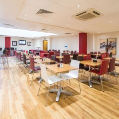 Отель Travelodge London Central Southwark питание