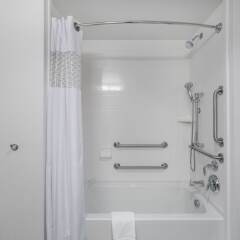 Отель Hampton Inn & Suites Newburgh Stewart Airport Ny Ньюберг ванная