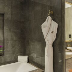 Отель Al Habtoor Polo Resort ванная
