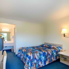 Motel 6 South Lake Tahoe, CA in South Lake Tahoe, United States of America from 89$, photos, reviews - zenhotels.com guestroom photo 4