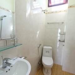 River Park Homestay and Hostel ванная фото 2