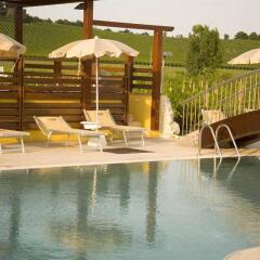Le Fiabe Hotel Resort Нумана бассейн фото 2