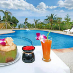 Отель The Villa Laemhin Lagoon Resort бассейн фото 3
