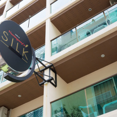 Hemingways Silk Hotel спортивное сооружение