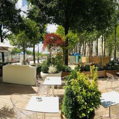 Отель Holiday Inn Express Paris Canal De La Villette Париж бассейн