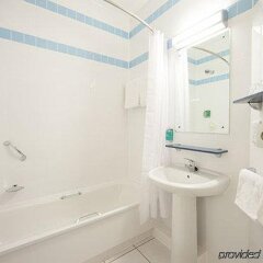 Отель Jurys Inn Brighton фото 6