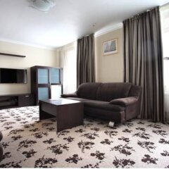 Ozerniy Hotel комната для гостей фото 5