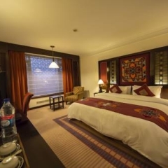 Kabul Serena Hotel in Kabul, Afghanistan from 150$, photos, reviews - zenhotels.com guestroom