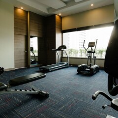 Отель Citrus Sukhumvit 11 Bangkok by Compass Hospitality Таиланд, Бангкок - 3 отзыва об отеле, цены и фото номеров - забронировать отель Citrus Sukhumvit 11 Bangkok by Compass Hospitality онлайн фитнесс-зал фото 4