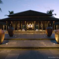 Отель Four Seasons Resort The Nam Hai, Hoi An, Vietnam интерьер отеля фото 2