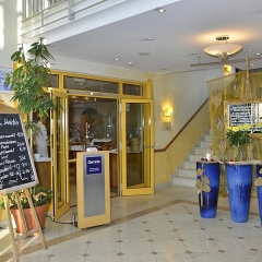 Отель Dorint Strandresort & Spa Ostseebad Wustrow интерьер отеля