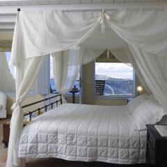 Отель Suites of the Gods Cave Spa комната для гостей фото 3