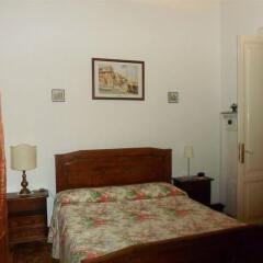 Отель Guesthouse La Briosa Nicole Генуя сейф в номере