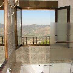 Отель Apartamentos Sierra de Segura Испания, Сегура-де-ла-Сьерра - отзывы, цены и фото номеров - забронировать отель Apartamentos Sierra de Segura онлайн ванная