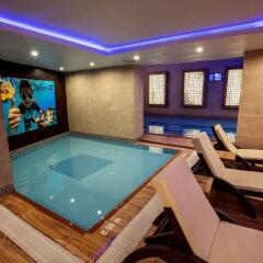 Radisson Blu Hotel Diyarbakir Турция, Диярбакыр - отзывы, цены и фото номеров - забронировать отель Radisson Blu Hotel Diyarbakir онлайн бассейн фото 2