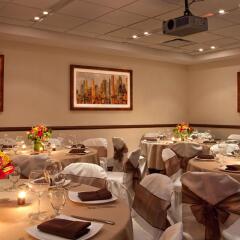 Отель DoubleTree by Hilton New York Times Square South