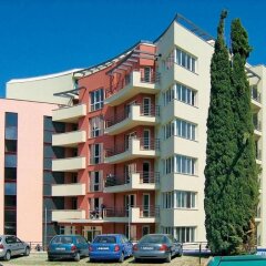 Отель Aquamarine Apartments Болгария, Золотые пески - отзывы, цены и фото номеров - забронировать отель Aquamarine Apartments онлайн парковка