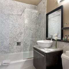 Eurostars Wall Street in New York, United States of America from 357$, photos, reviews - zenhotels.com bathroom