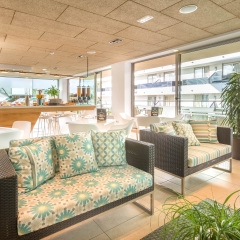 Отель Aparthotel Odissea Park гостиничный бар