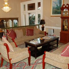 Windsor Inn Hotel развлечения
