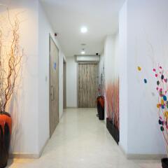 Hotel Clover The Arts интерьер отеля фото 2