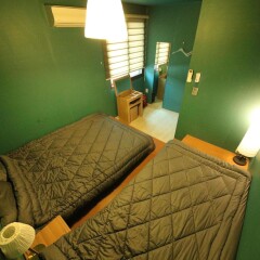 Stitches House - Hostel спортивное сооружение