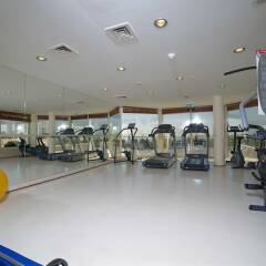 The President Hotel фитнесс-зал фото 3
