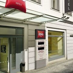 Отель Ibis Praha Old Town Чехия, Прага - - забронировать отель Ibis Praha Old Town, цены и фото номеров банкомат