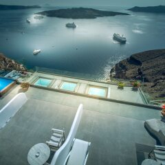 Отель Kratiras View Luxury Suites бассейн