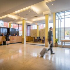 Clayton Hotel, Manchester Airport интерьер отеля фото 3