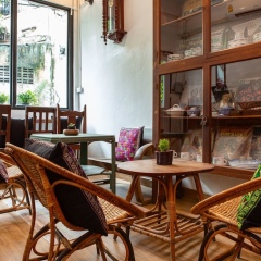 FoRest Bed & Brunch - Hostel Бангкок гостиничный бар