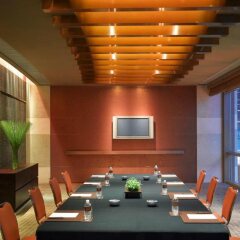 Отель Hyatt On The Bund фото 2