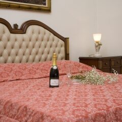 Отель Adamis Majesty Suites Греция, Остров Санторини - отзывы, цены и фото номеров - забронировать отель Adamis Majesty Suites онлайн комната для гостей фото 4