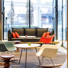 Отель Ibis Hamburg City Германия, Гамбург - 2 отзыва об отеле, цены и фото номеров - забронировать отель Ibis Hamburg City онлайн интерьер отеля