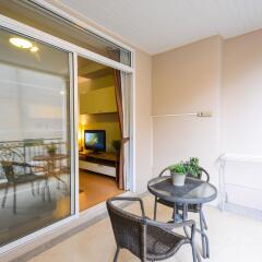 Отель Patong Loft Condo балкон