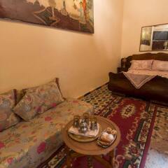 Отель Riad La Source Bleue Марокко, Фес - отзывы, цены и фото номеров - забронировать отель Riad La Source Bleue онлайн комната для гостей фото 4