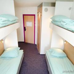 Отель CABINN Aalborg Hotel Дания, Алборг - отзывы, цены и фото номеров - забронировать отель CABINN Aalborg Hotel онлайн балкон
