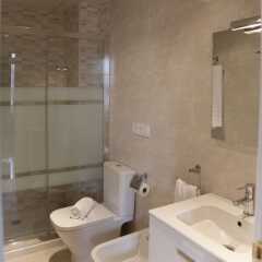 Habitat Suites Gran Vía 17 Hotel ванная фото 4