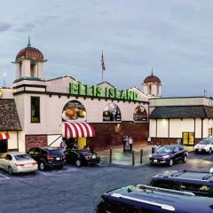 Отель Ellis Island Casino Hotel & Brewery США, Лас-Вегас - отзывы, цены и фото номеров - забронировать отель Ellis Island Casino Hotel & Brewery онлайн