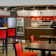Отель Courtyard by Marriott St. Louis Downtown West питание фото 2