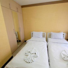 Отель Chara Ville Serviced Apartment Таиланд, Бангкок - отзывы, цены и фото номеров - забронировать отель Chara Ville Serviced Apartment онлайн комната для гостей фото 4