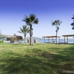 Отель The Marmara Bodrum - Adult Only пляж фото 2